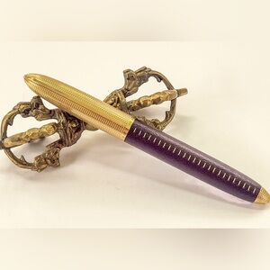 Louis Vuitton Doc Burgundy Leather & Gold Pen - EUC